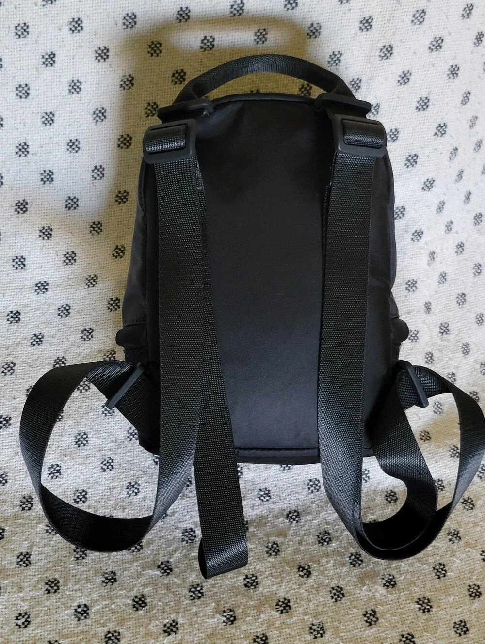 lululemon athletica excellent like